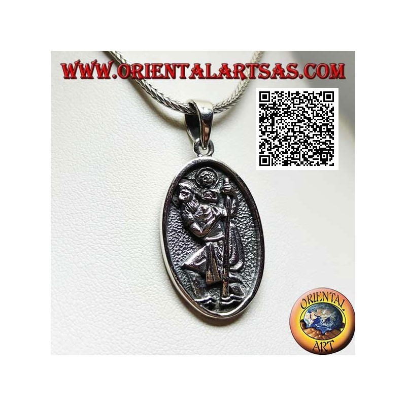Pendentif en argent, médaille ovale sacrée avec saint Christophe avec bâton et enfant en bas-relief