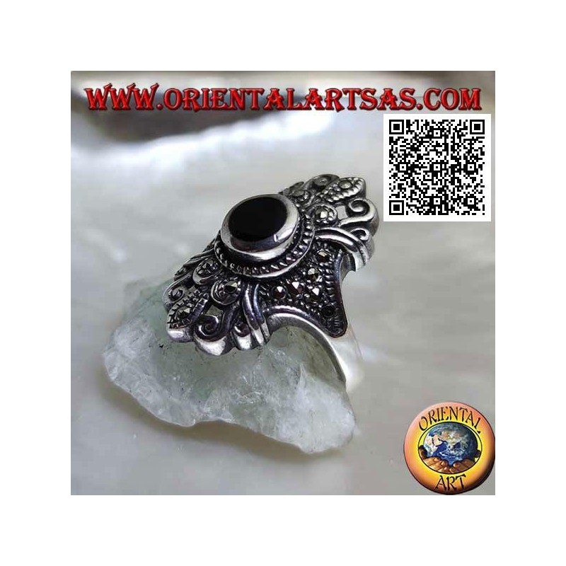 Silver ring with round onyx on a Florentine setting studded with marcasite