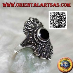 Silver ring with round onyx on a Florentine setting studded with marcasite