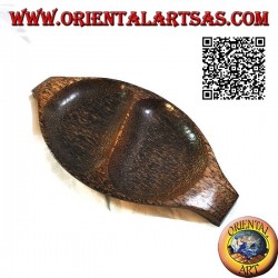 Pocket emptier oval tray with double compartment in coconut wood