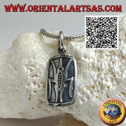 Medalla colgante de plata con escarabajo pelotero (símbolo egipcio de la resurrección) en bajorrelieve