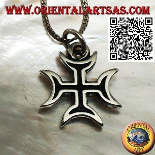 Pendentif croix en argent massif avec structure creuse