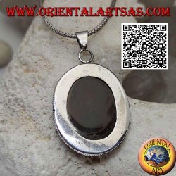 Pendentif en argent avec grand jaspe rouge bréchique ovale entouré de tissage