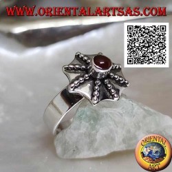 Bague en argent en forme de parapluie pagode avec cornaline ronde centrale