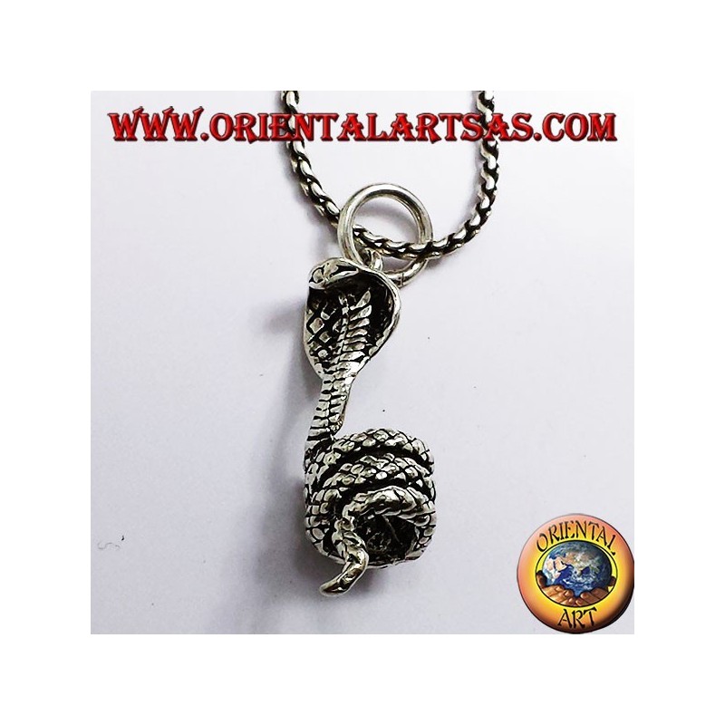 cobra enroulé pendentif en argent