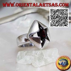 Pentagonal silver pierced ring with oval faceted garnet set in an irregular star