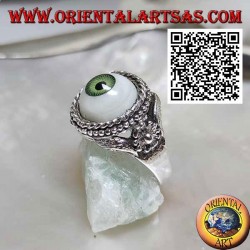 Bague en argent avec oeil avec pupille verte entourée d'entrelacs