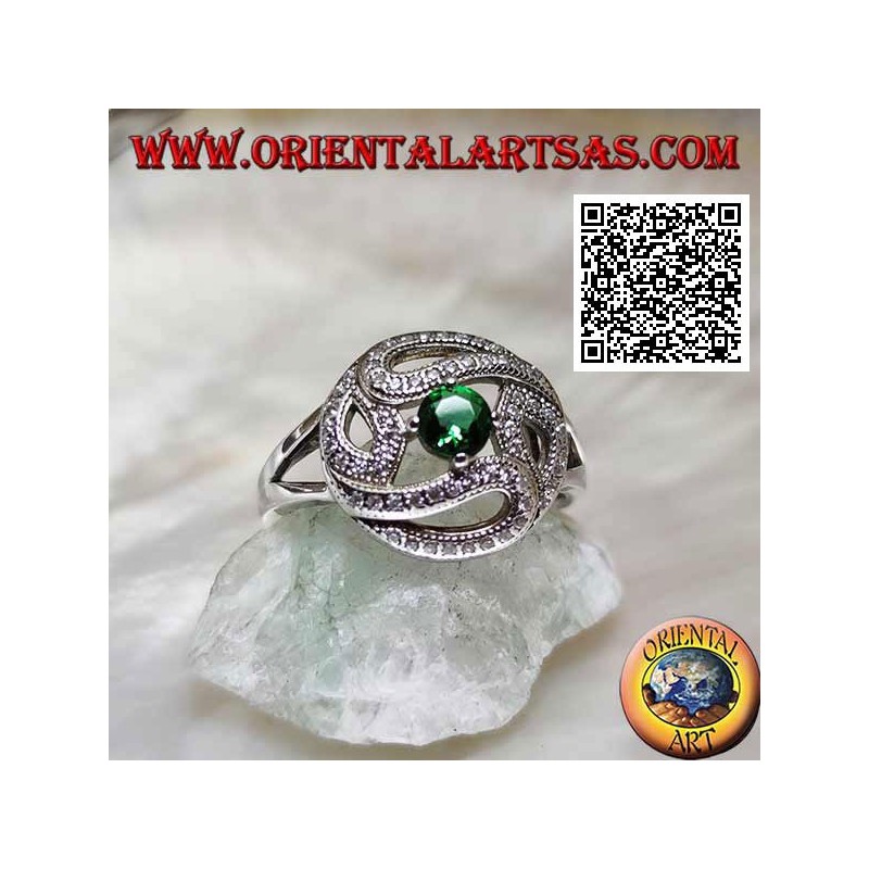 Bague en argent avec lignes de zircons circulaires et émeraude synthétique ronde centrale