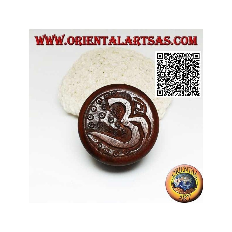 Molinillo de tabaco en madera de caoba con palabra hindú sánscrita tallada Om "ॐ" 5 cm Ø