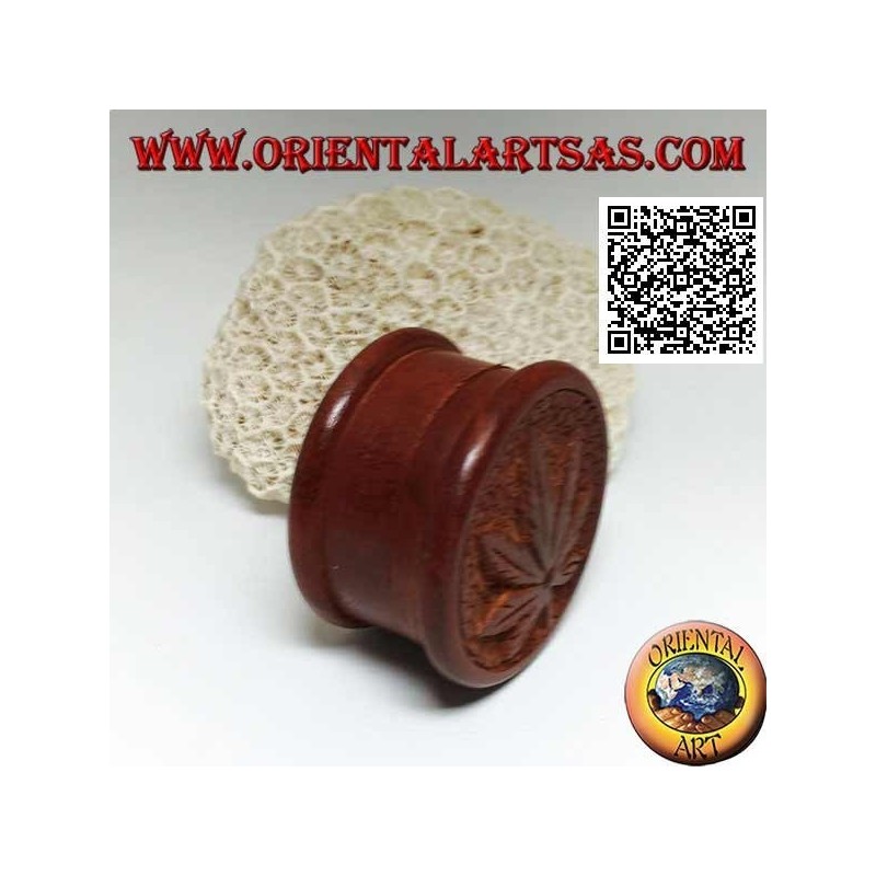 Grinder tritatabacco in legno di mogano con foglia di cannabis intagliata, da 5 cm Ø