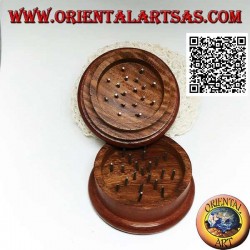 Moulin à tabac en bois d'acajou avec feuille de cannabis sculptée, 6,5 cm Ø