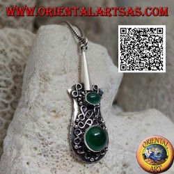 Silberner Anhänger in Form einer Gitarre mit runden und ovalen grünen Achat- und Unendlichkeitslinien im Hochrelief