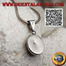 Pendentif en argent avec cabochon ovale labradorite entouré d'entrelacs