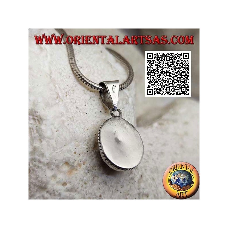 Pendentif en argent avec cabochon ovale labradorite entouré d'entrelacs
