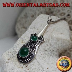 Silberner Anhänger in Form einer Gitarre mit runden und ovalen grünen Achat- und Unendlichkeitslinien im Hochrelief