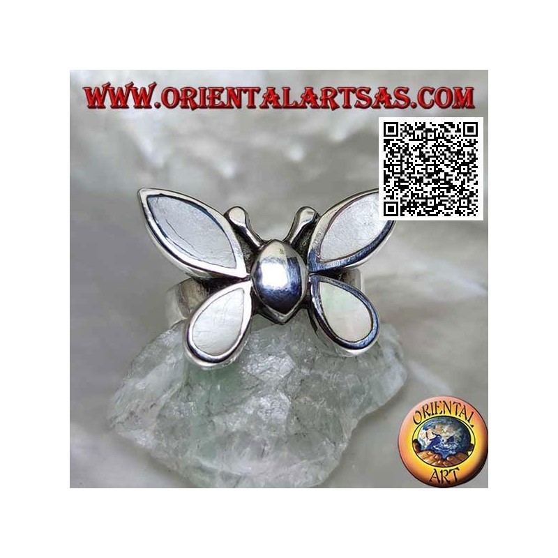 Anillo de plata en forma de mariposa con alas de nácar