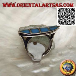 Bague navette en argent lisse avec turquoise carrée sertie au ras du bord