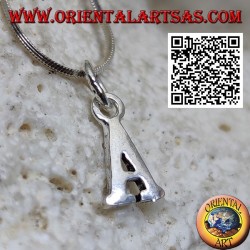 Pendentif en argent, initiale majuscule (très petite)