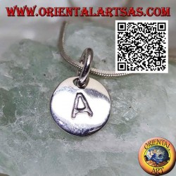 Pendentif en argent, médaille ronde avec initiale majuscule gravée