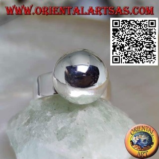 Anillo de plata de banda lisa con gran esfera lisa