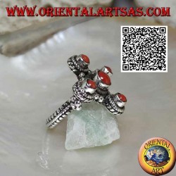 Bague en argent avec cinq coraux antiques naturels d'origine tibétaine disposés en croix grecque