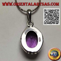Pendentif en argent avec splendide améthyste naturelle grand ovale facetté et bord lisse rayé sur les 4 points cardinaux