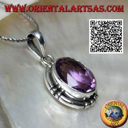 Pendentif en argent avec splendide améthyste naturelle grand ovale facetté et bord lisse rayé sur les 4 points cardinaux
