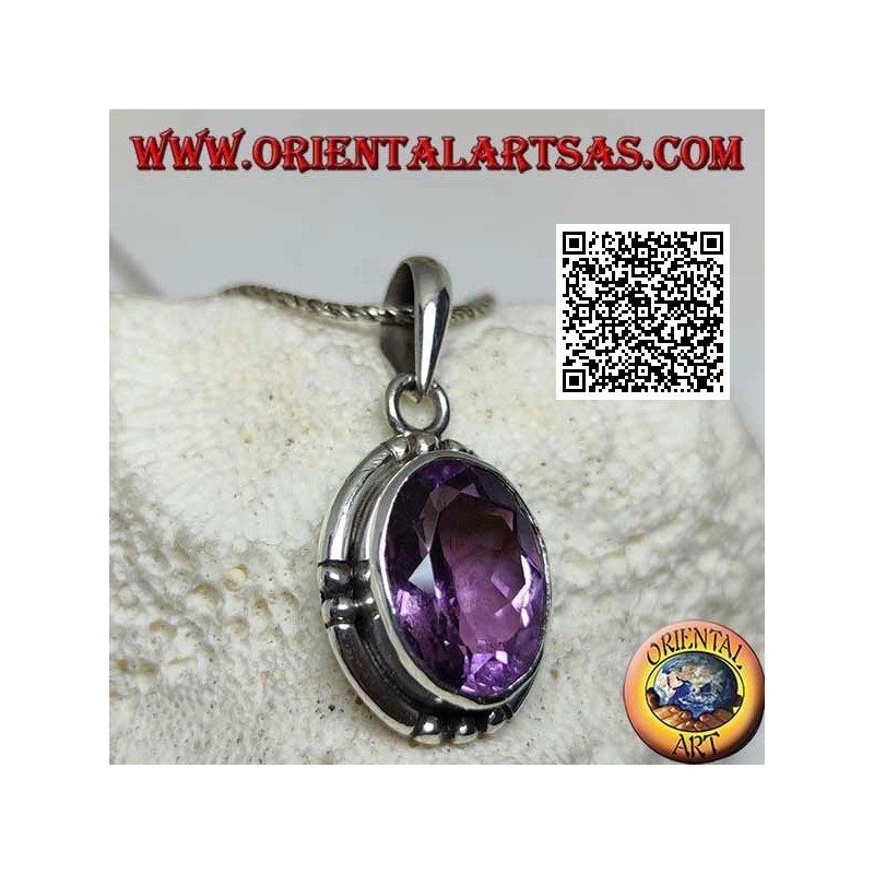 Ciondolo in argento con splendida ametista naturale ovale grand sfaccettata ebordo liscio rigato sui 4 punti cardinali