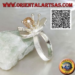Ring aus satiniertem Silber in Form einer Blume mit einer Seeanemone und einem zentralen Citrin-Zirkon