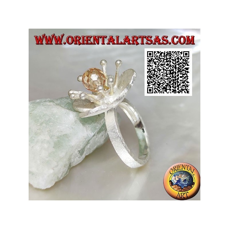 Ring aus satiniertem Silber in Form einer Blume mit einer Seeanemone und einem zentralen Citrin-Zirkon