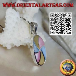 Pendentif ovale en argent avec hélices en nacre multicolore