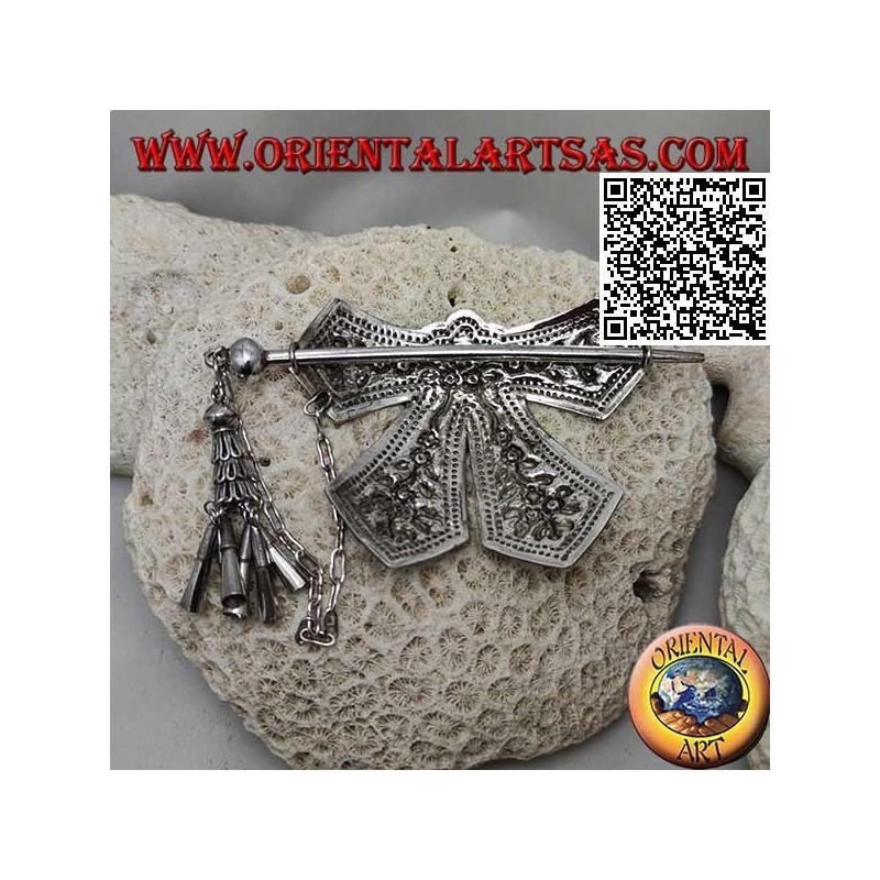 Pince à cheveux en arc ciselé argenté avec fermeture à épingle à décor floral avec pendentifs