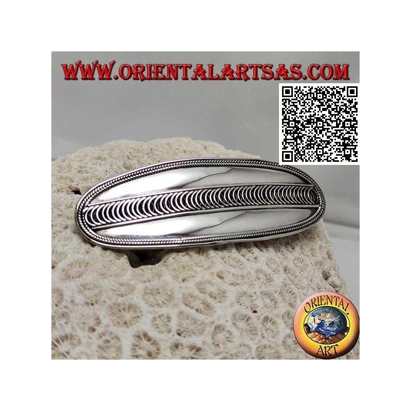 Pinza de pelo plateada ovalada lisa con tejido lateral y lazos centrales (pinza metálica)