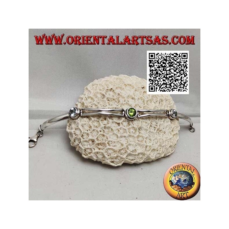 Bracciale in argento semirigido liscio con peridoto tra due acquamarina tondi