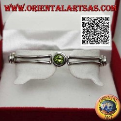 Glattes halbstarres Silberarmband mit Peridot zwischen zwei runden Aquamarinen