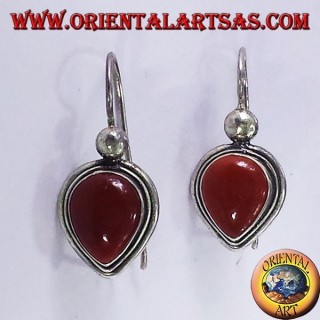orecchino con corniola a goccia, in argento