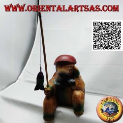 Rape con pipa y caña de pescar de teca pintada a mano