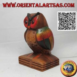 Sculpture of an owl (symbol of wisdom) on a 16 cm hand painted teak wood book