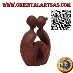Sculpture 10 cm du baiser d'un couple agenouillé en bois de suar