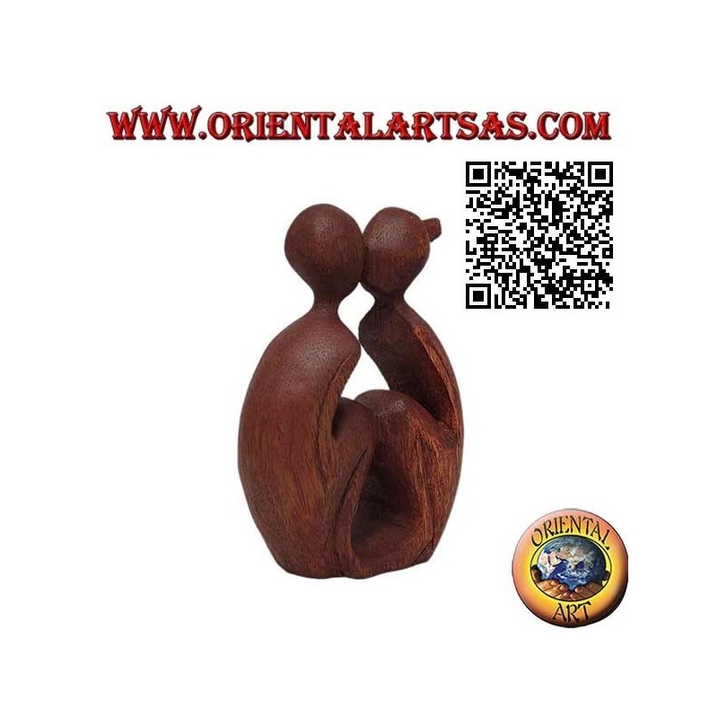 10 cm sculpture of the kiss of a kneeling couple in suar wood