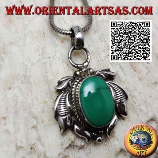 Pendentif en argent avec malachite ovale naturelle entourée de feuilles gravées