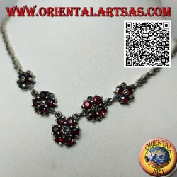 Collar en plata 925 ‰, gargantilla con incrustaciones de marcasita y 5 círculos redondos de granate seguidos