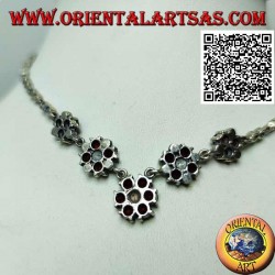 Collar en plata 925 ‰, gargantilla con incrustaciones de marcasita y 5 círculos redondos de granate seguidos