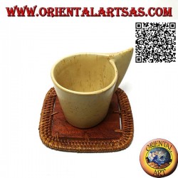 Quadratischer Untersetzer aus Rattan und 10 cm Teakholz (klar)