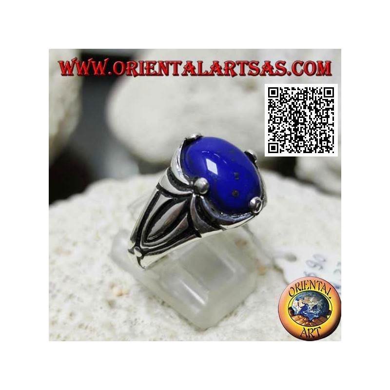 Silver ring with oval cabochon lapis lazuli set and engravings on the sides