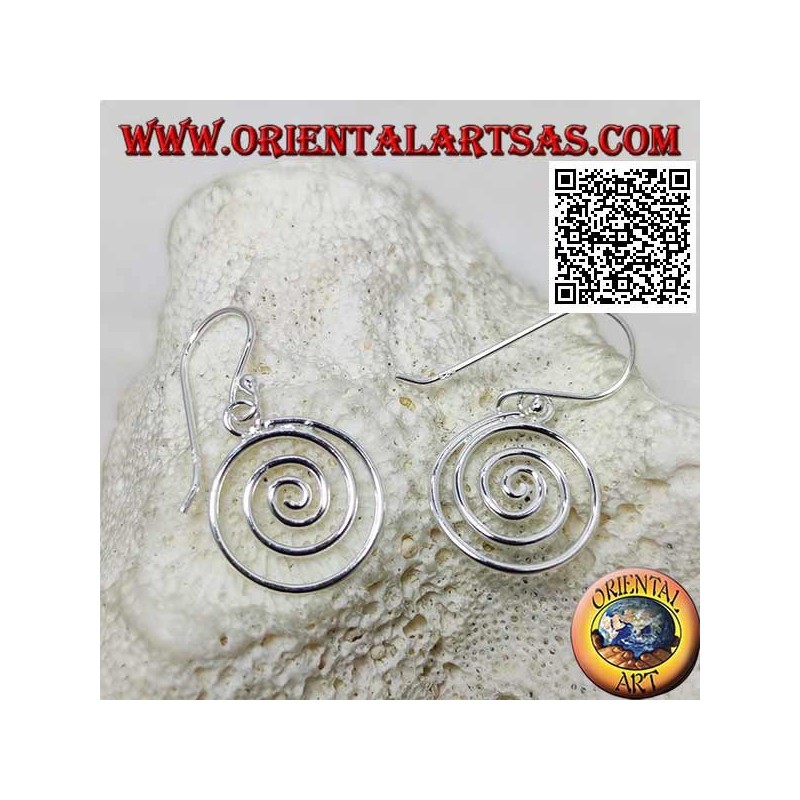 Pendientes colgantes de plata con espiral celta lisa