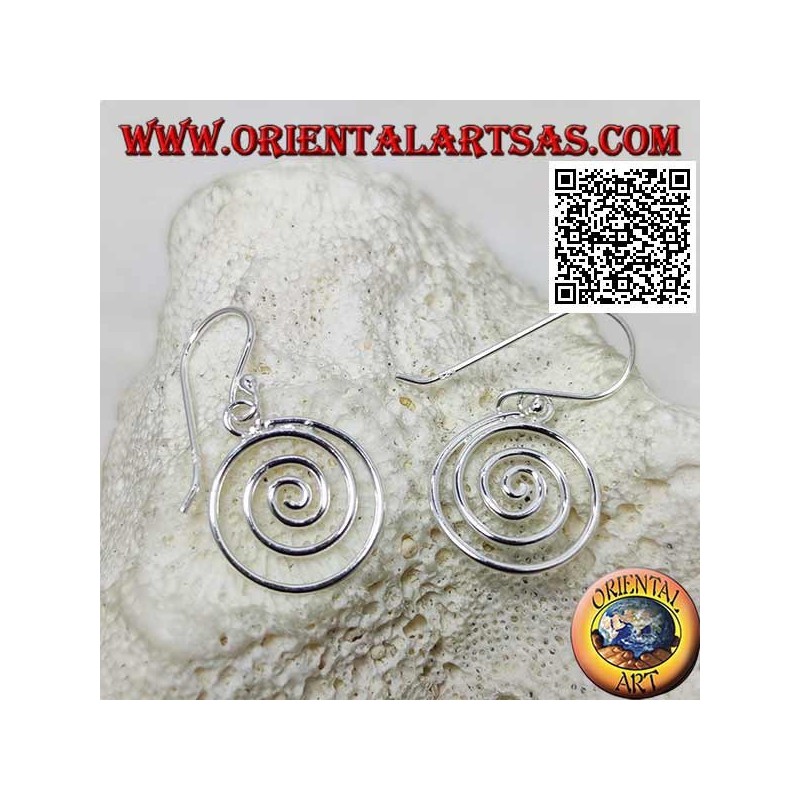 Silberne Ohrringe mit glatter keltischer Spirale