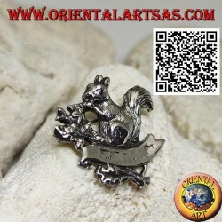 Silver brooch, the squirrel that feeds on acorns