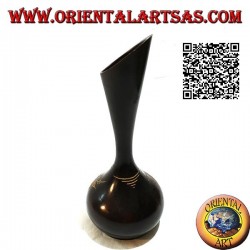 Hochampullenblumenvase mit handgravierter Blumendekoration aus Mahagoniholz ​​30 cm