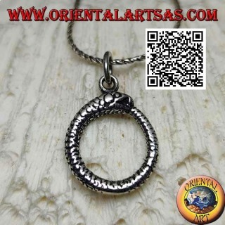 Ciondolo in argento a forma di Uroboro o Ouroboros